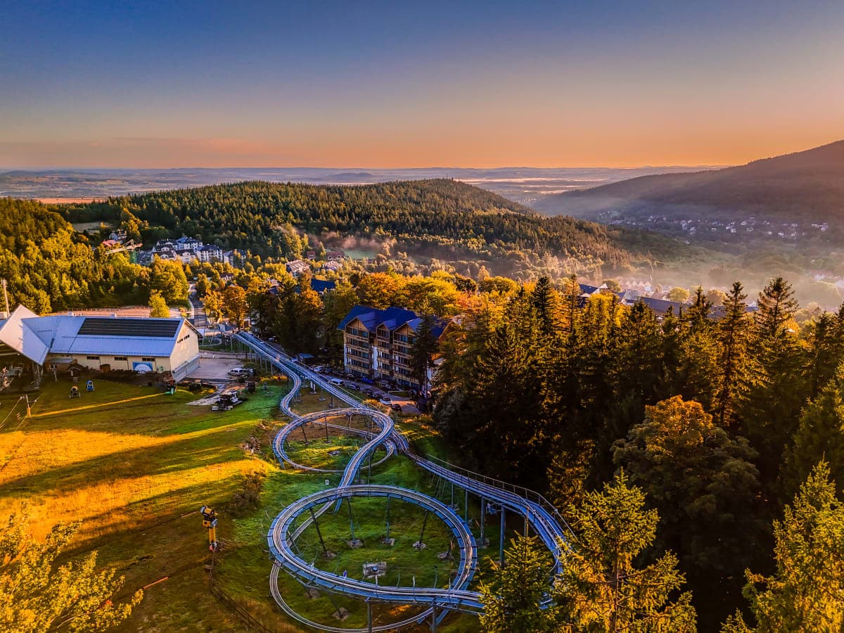 Специальное предложение в 4* горном отеле 😊 Теплый бассейн, джакузи, сауны, мультимедийный аквапарк 🤸‍♀️