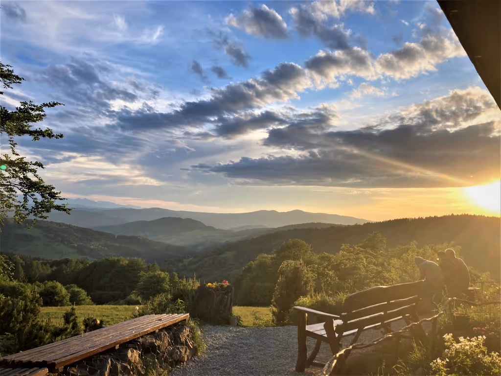 Глэмпинг с видом в Бескидах Сандецких